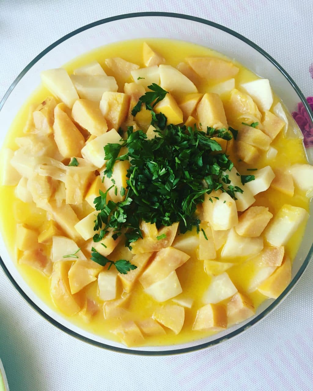 Zeytinyağlı Ayvalı Kereviz