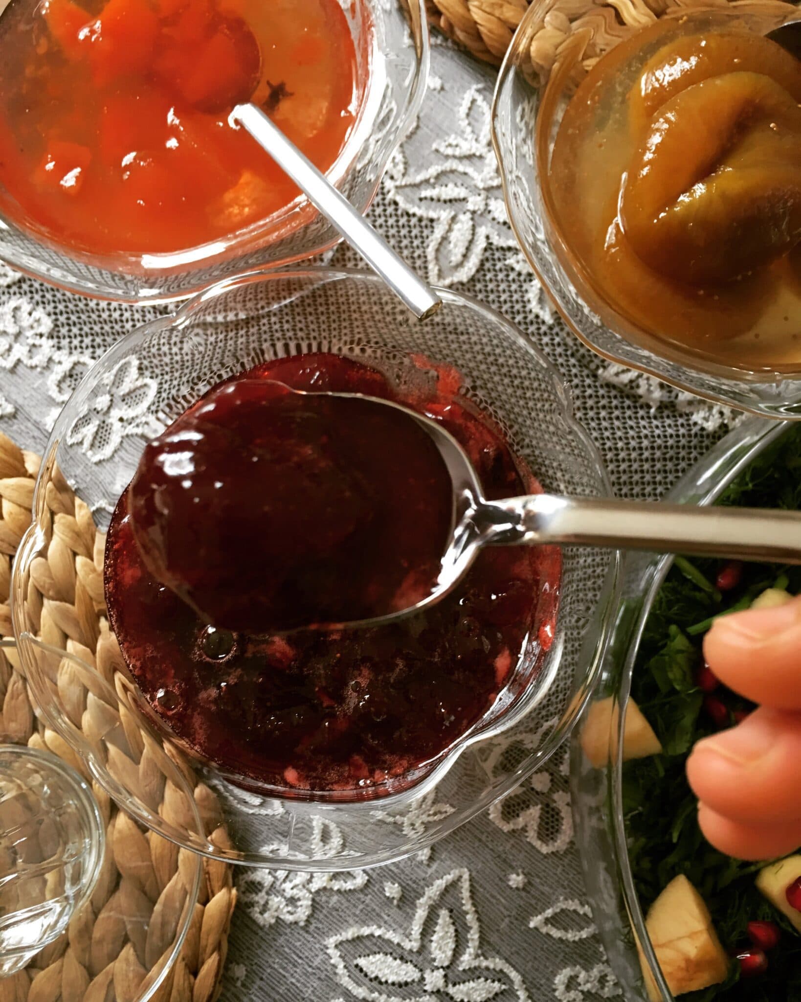 Dondurulmuş Çileklerden Çilek Reçeli