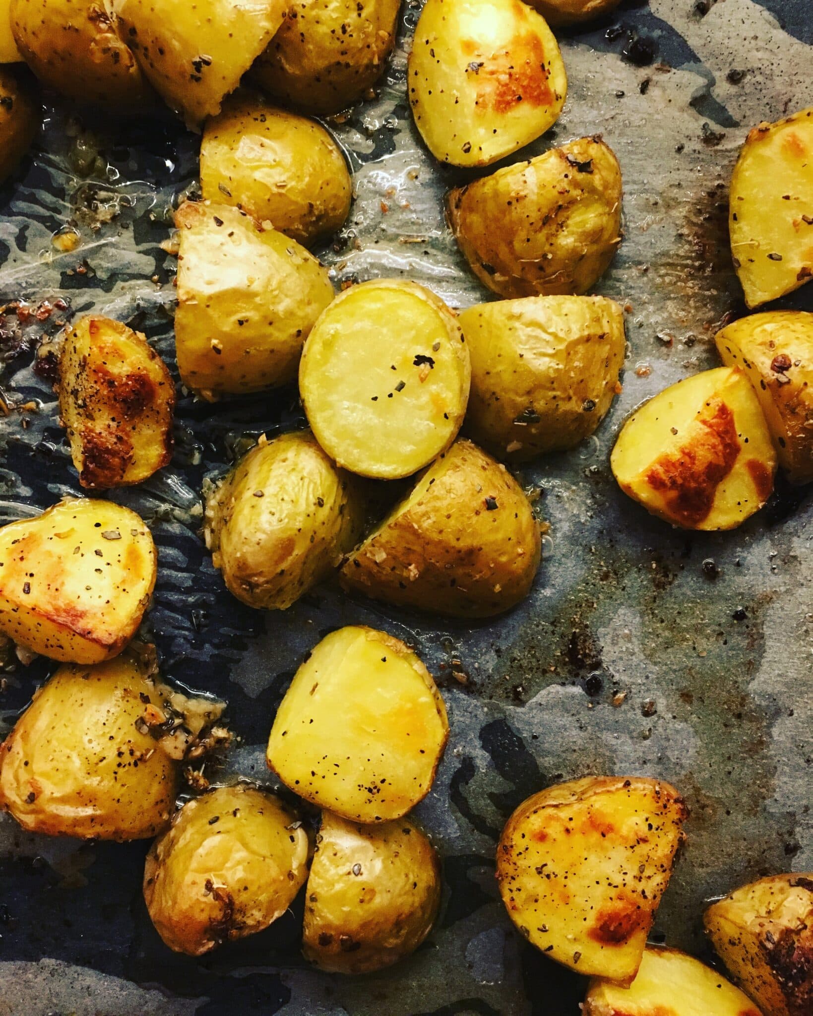 Fırında Kabuklu Bebek Patates