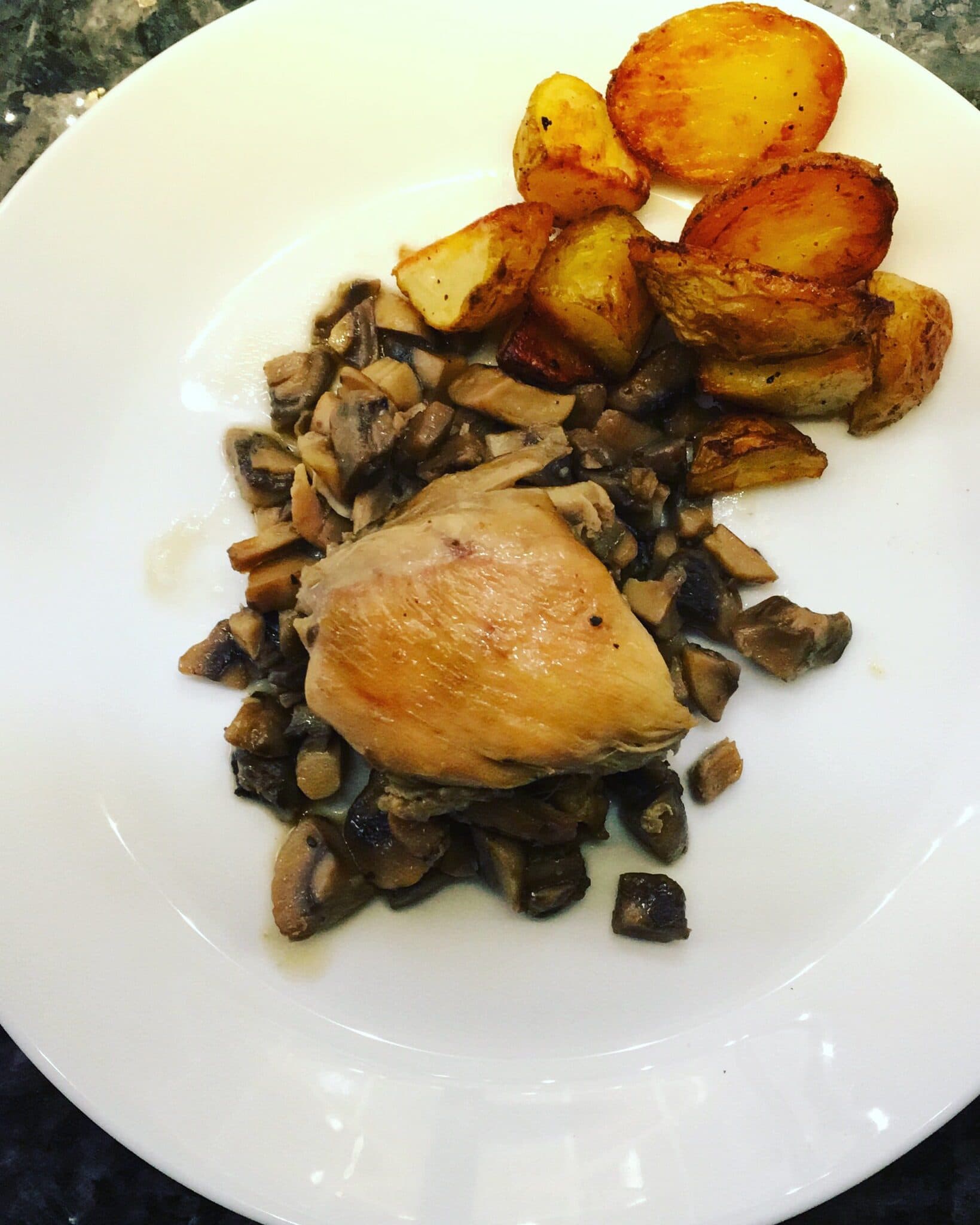 Tencerede Mantarlı Tavuk